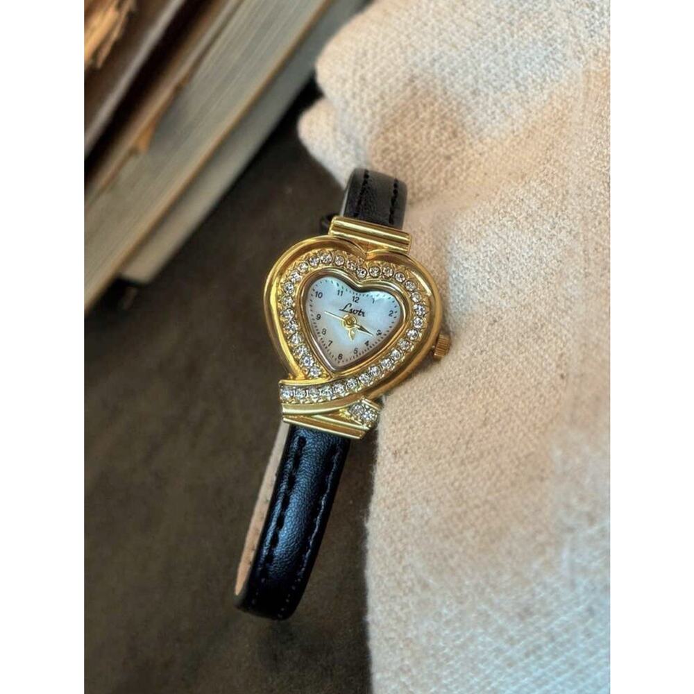 Vintage Unique Dainty Elegant Women's Black Leather Strap Gold Heart Watch